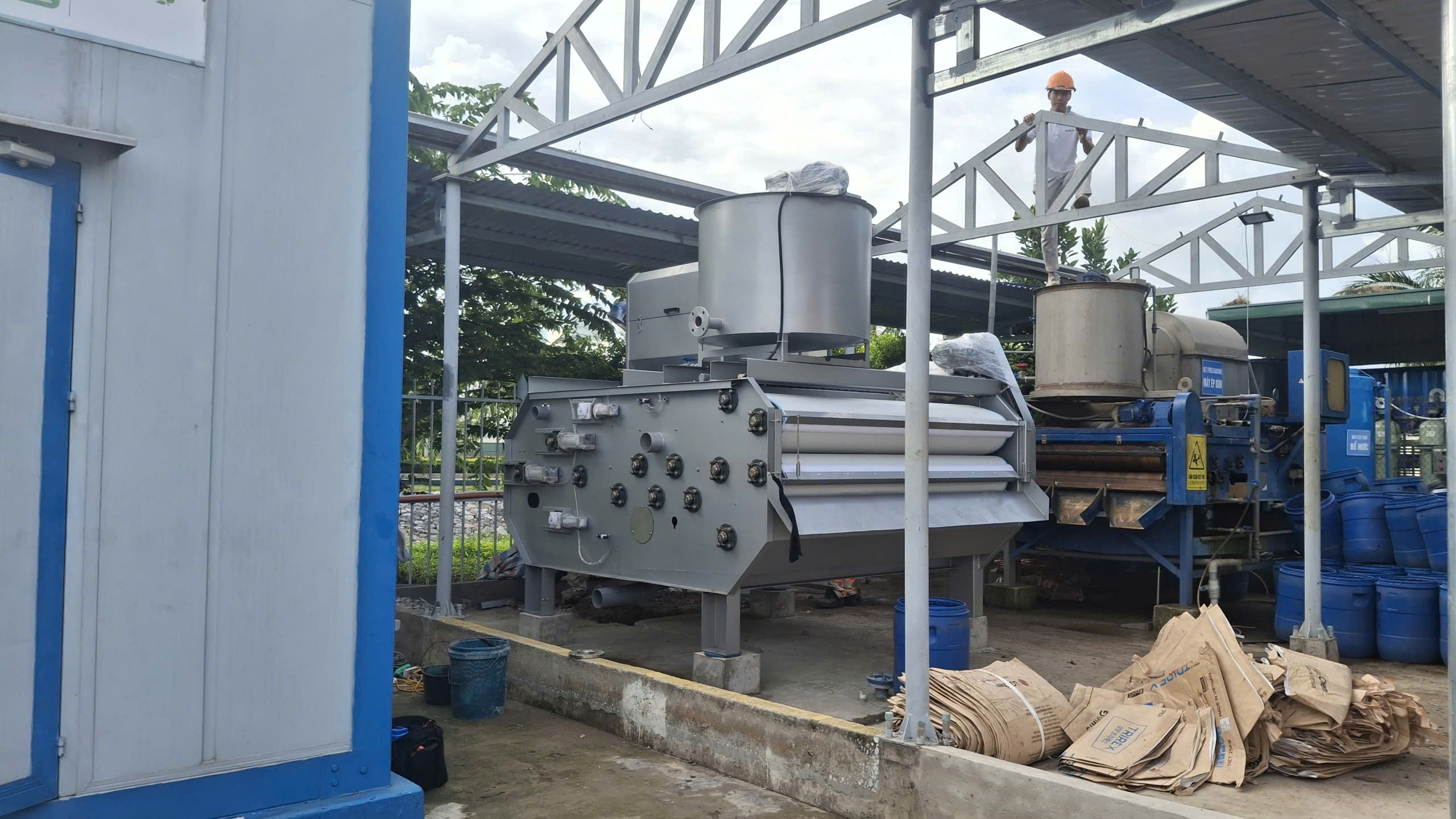 Máy ép bùn Băng tải Việt An
