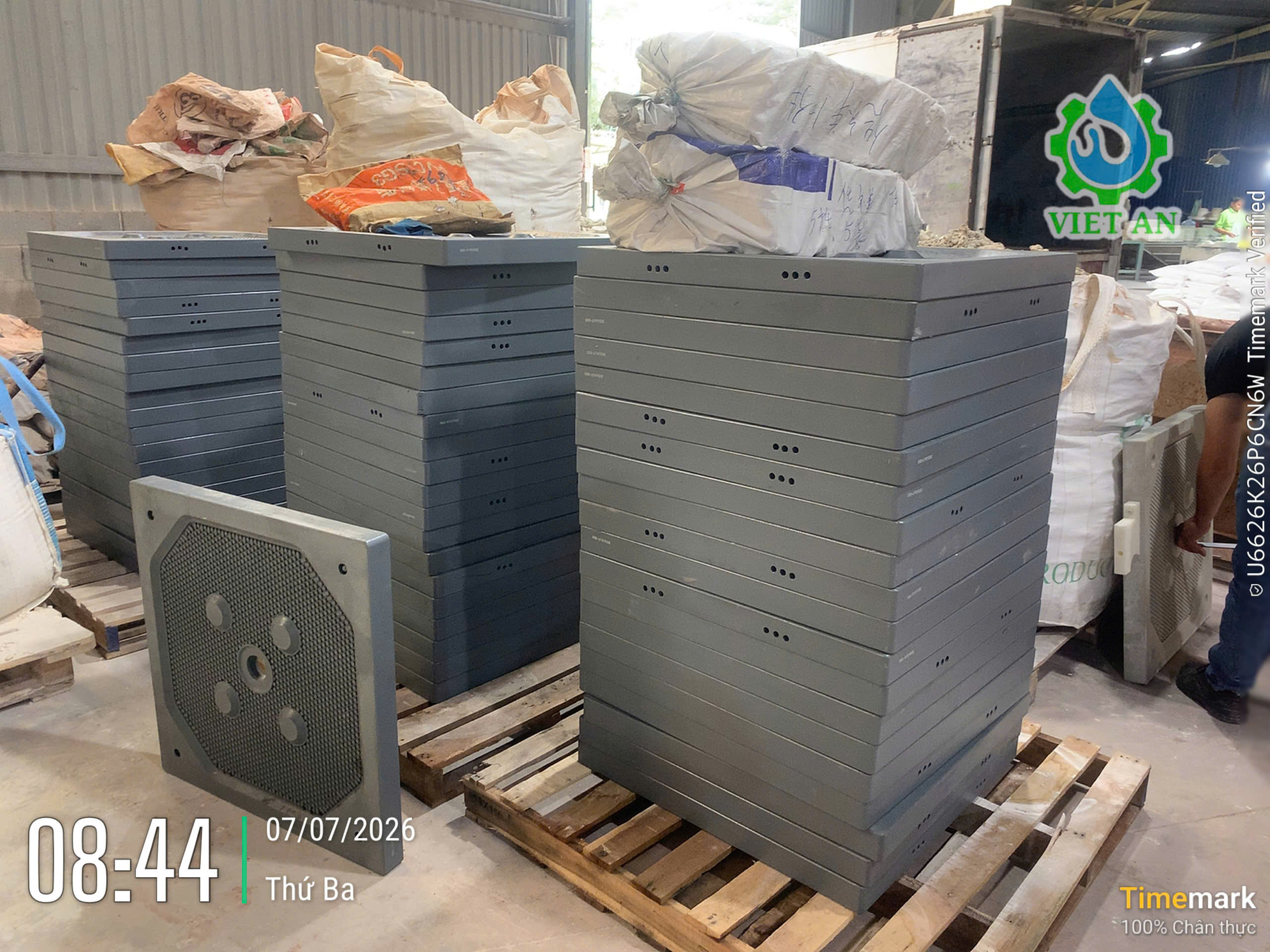 Khung bản máy ép khung bản