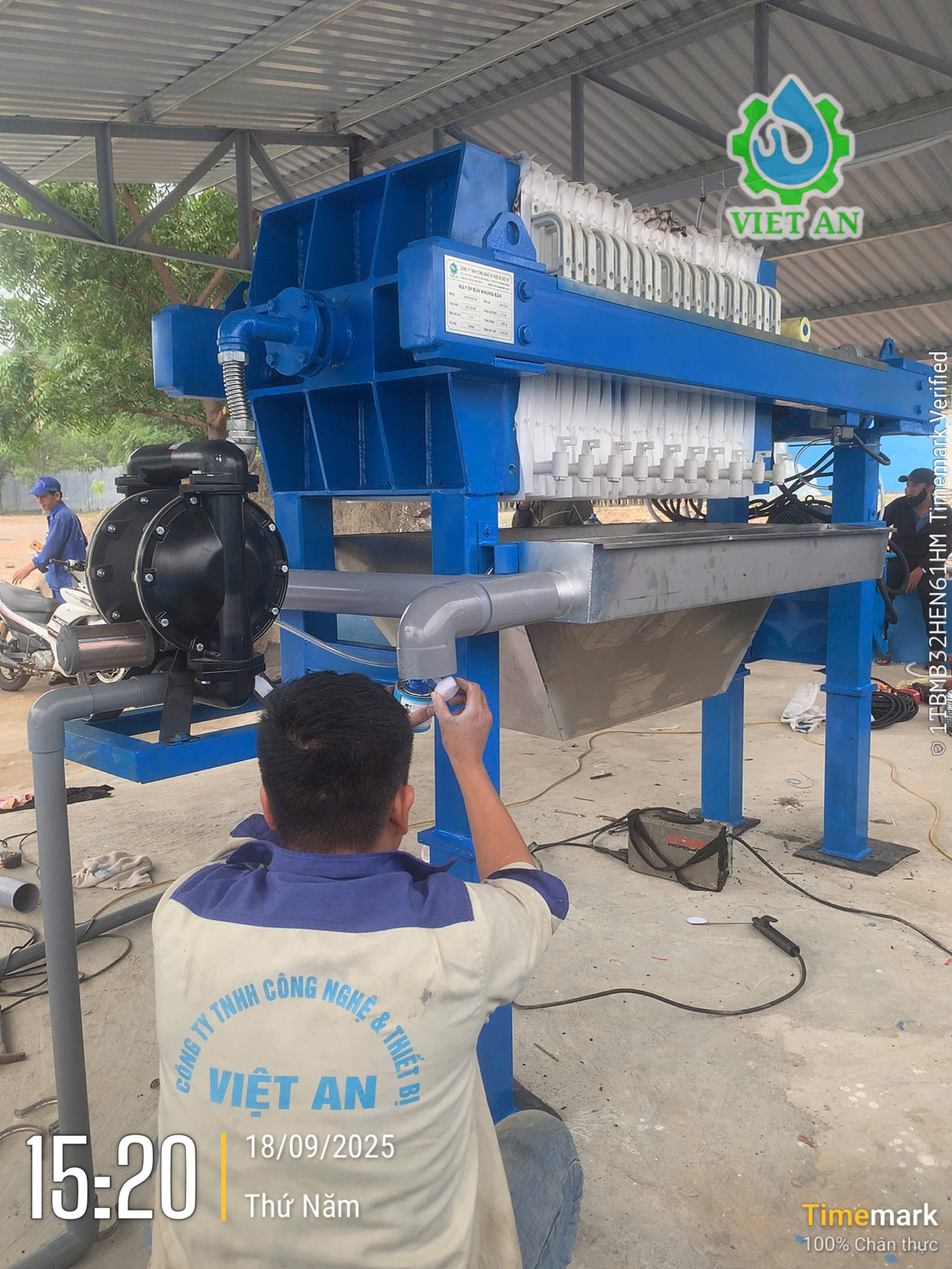 Lắp đặt máy ép bùn khung bản