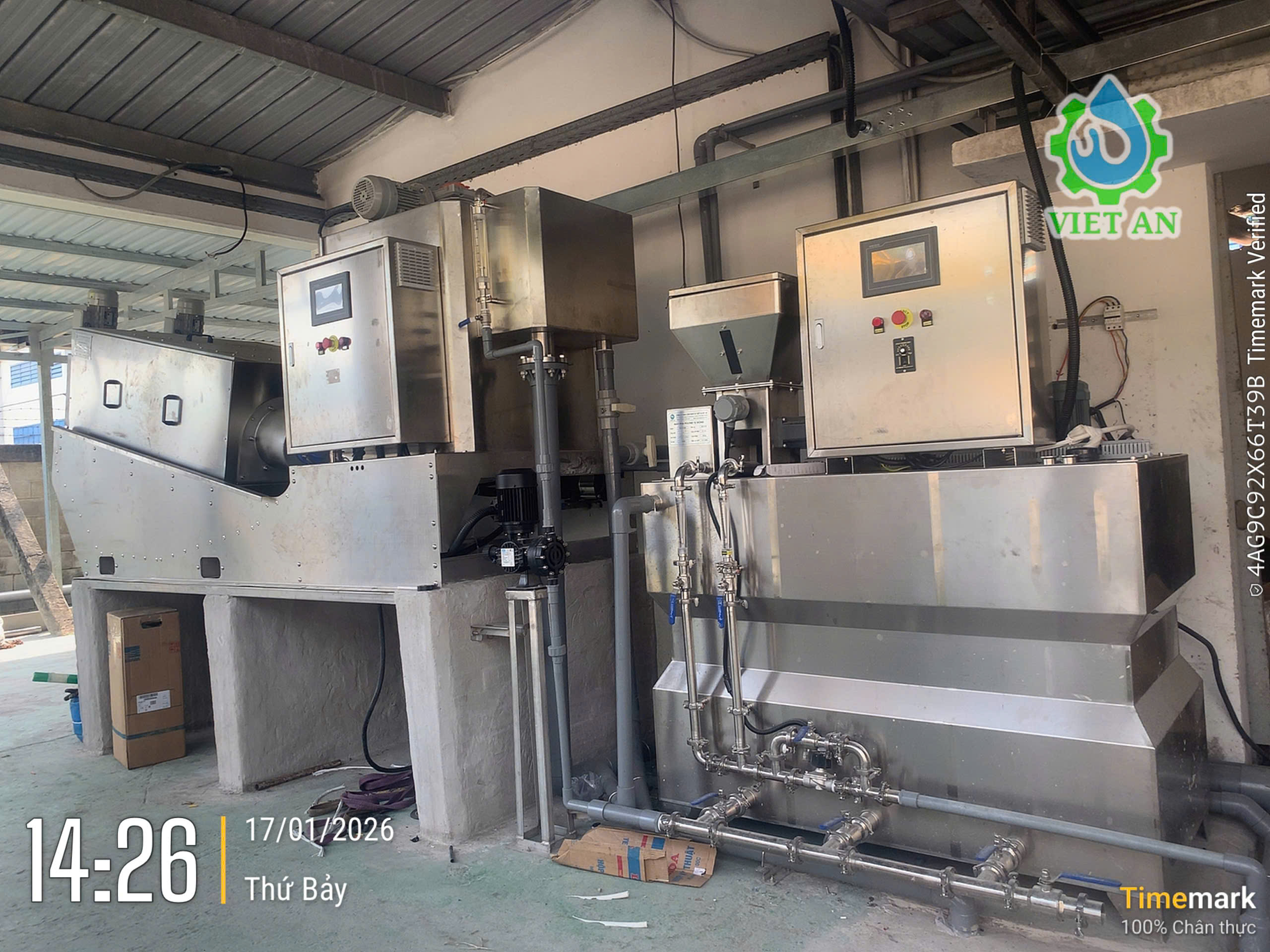 Hệ thống máy pha Polymer tự động